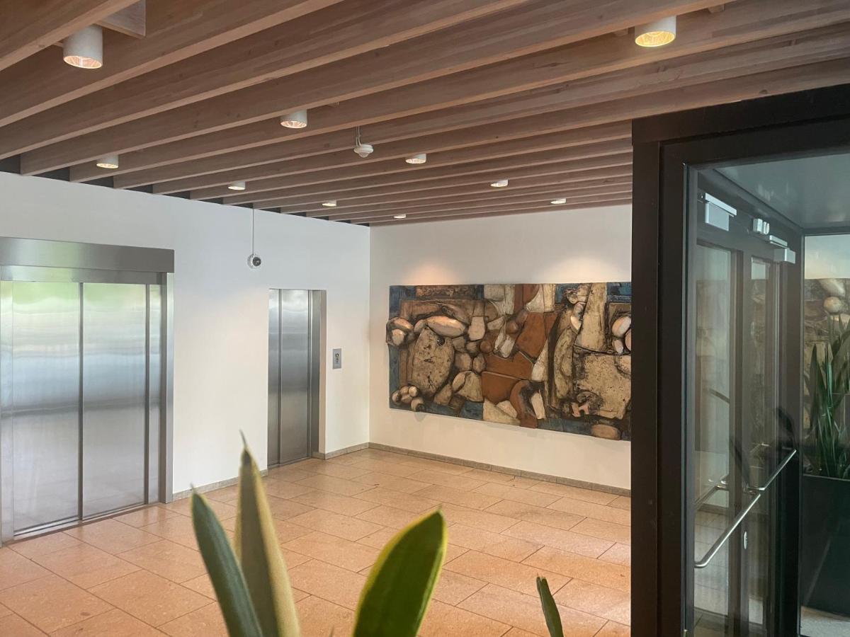 Modern Central Apt With Rooftop, Privat Balcony, & Free Parking,Next To Aarhus Attractions Екстер'єр фото